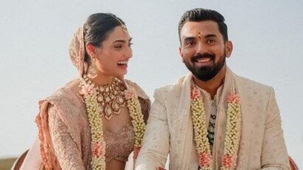 Athiya Shetty bins viral video claim of her and KL Rahul visiting ‘strip club’, says 'check your facts'. See Insta post