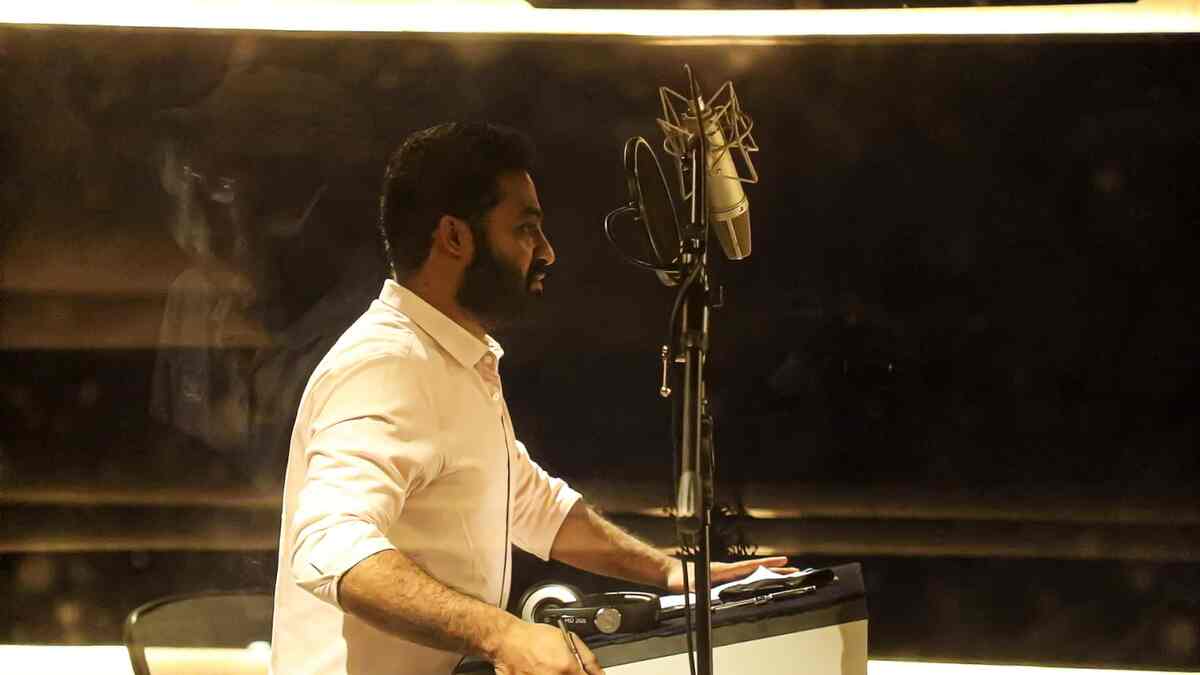 RRR: NTR Jr dubs in Hindi, Tamil and Kannada in his own voice for the first time for the epic drama