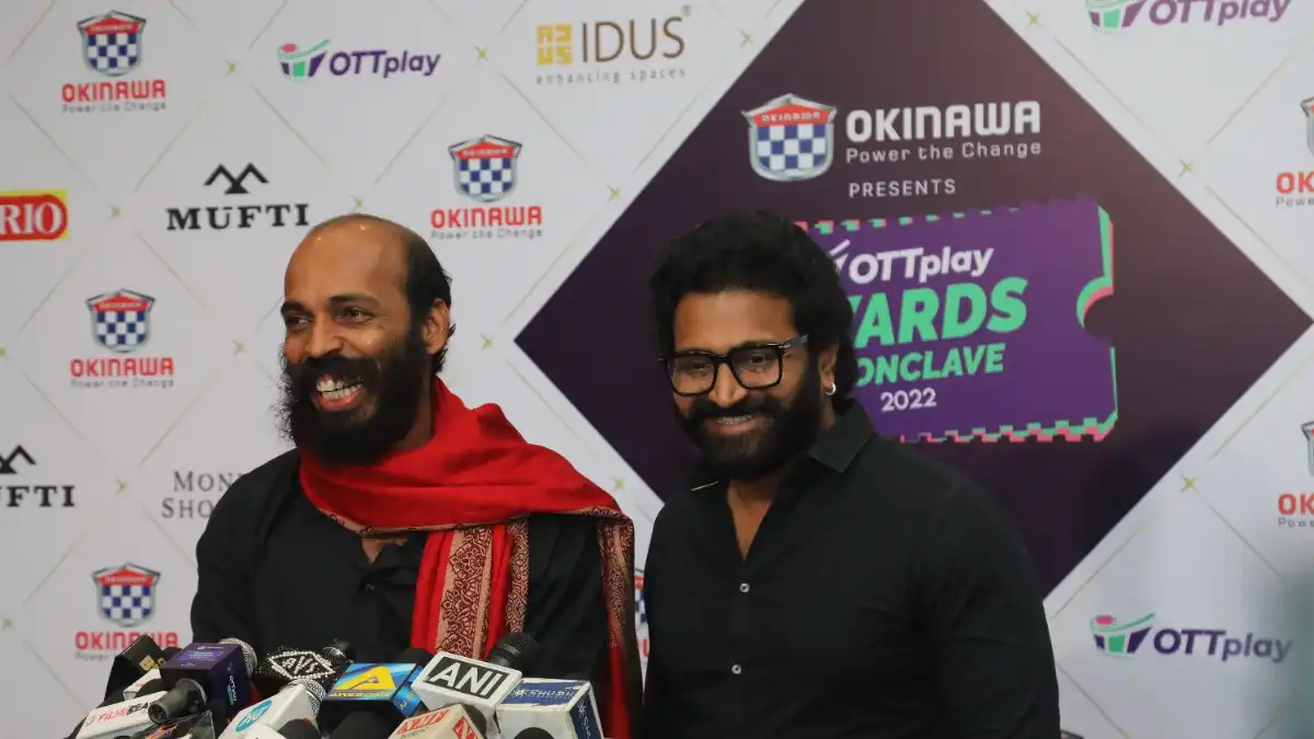 Raj B Shetty and Rishab Shetty are the stars of the OTTplay Awards 2022 purple carpet