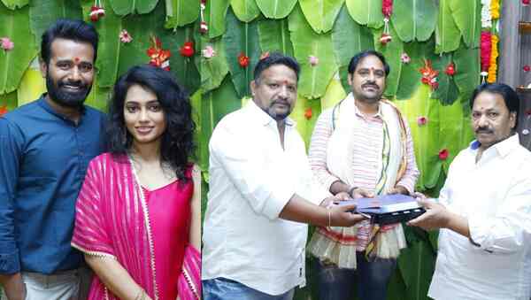 Packup, a new age romance, starring Vasam Naresh, Asha Prameela formally launched, AM Rathnam claps for the first shot