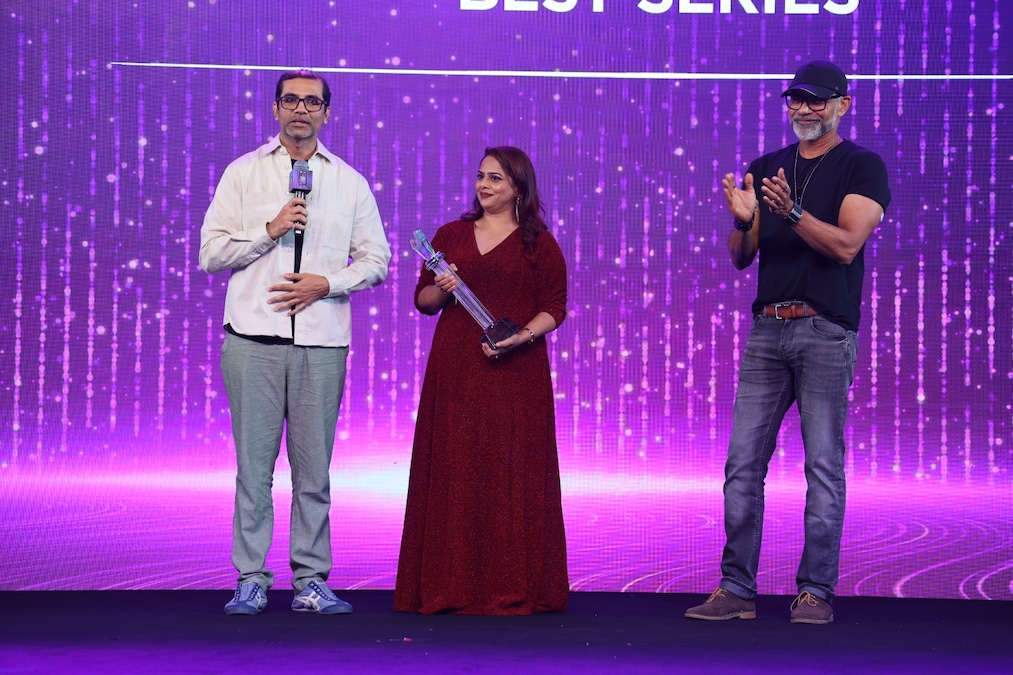 OTTplay Awards 2025: Jitendra Kumar's Panchayat Season 3 bags Best Series of the year