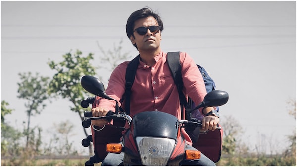 Panchayat Season 3 first look has Jitendra Kumar’s Sachiv on a bike and fans are curious if this hints at a transfer; see pictures