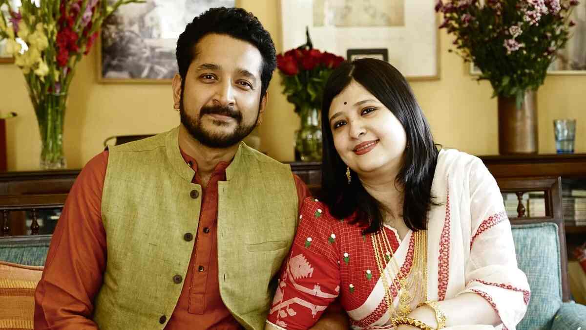 Parambrata Chatterjee and Piya Chakraborty tie the knot