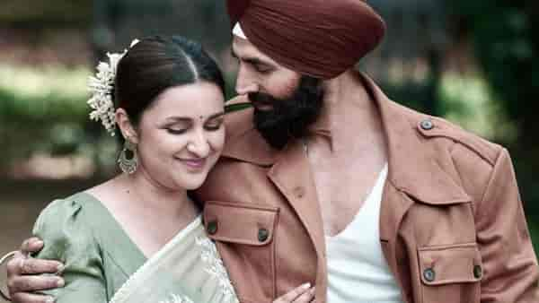 Parineeti Chopra and Akshay Kumar in Mission Raniganj