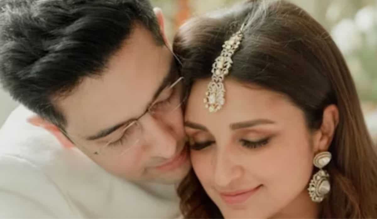 https://www.mobilemasala.com/film-gossip/Parineeti-Chopra-and-Raghav-Chadha-to-marry-on-September-25-Heres-what-we-know-i161184