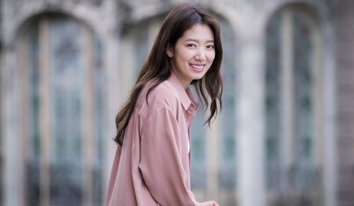 The Judge from Hell fame Park Shin-hye to star as a leading dental consultant in new K-drama? Here's what we know