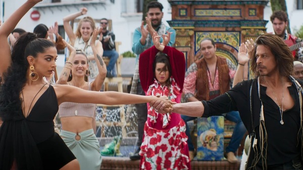Jhoome Jo Pathaan: Here are 5 other songs in which Shah Rukh Khan and Deepika Padukone sizzle together