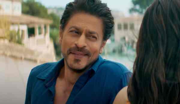 Pathaan Box Office Day 1 Advance Booking: Shah Rukh Khan fans go gaga over online booking; 2 cr worth of tickets sold out already?