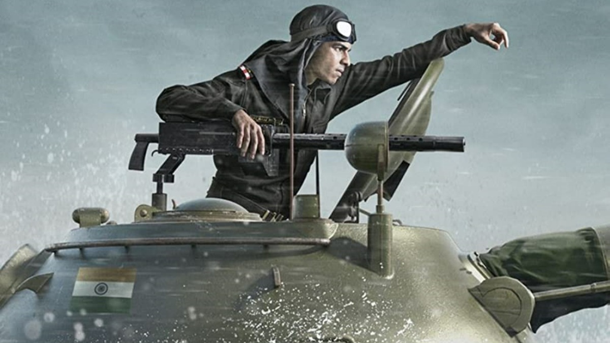 Do you know Ishaan Khatter, Mrunal Thakur, and Priyanshu Painyuli play siblings in Pippa?