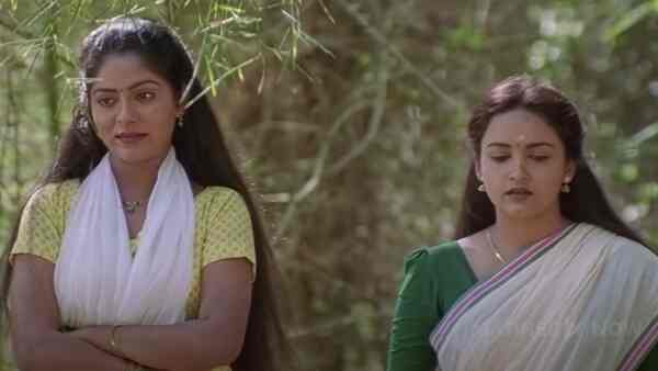 Poornima Indrajith and Lena in Randam Bhavam