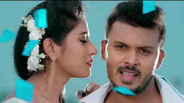 Watch Manu Ravichandran romance Keerthi Kalakeri in Prarambha’s Bari Neene Neene