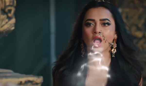 Naagin 6 new promo: Rishabh tries to tear down Naag Mahal, Pratha takes her Naagin avatar to save it - watch