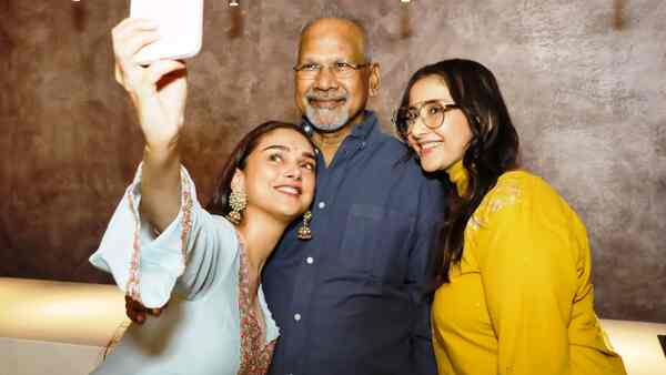 Ponniyin Selvan 2: Mani Ratnam's heroines Manisha Koirala, Aditi Rao Hydari attend the film's special show