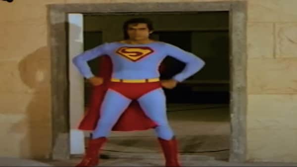 Puneet Issar in and as Superman.
