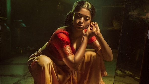 Pushpa: Rashmika Mandanna looks ravishing as Srivalli in movie’s first look poster