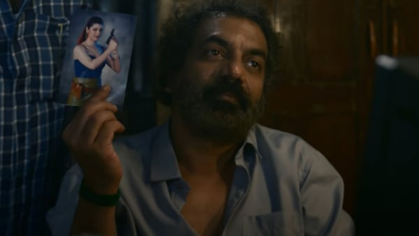 Raanbaazaar part 2 review: Tejaswini Pandit's web series heads towards a cat-and-mouse chase