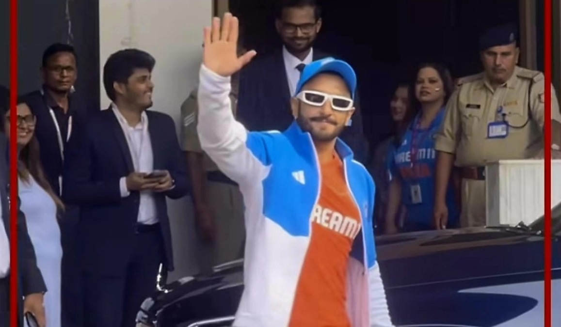 Ranveer Singh gives a big shout out for Indian Cricket Team, despite the loss