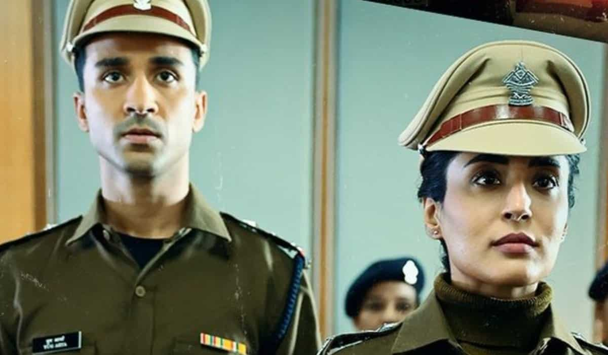 https://www.mobilemasala.com/movies/Eleven-Eleven-Raghav-Juyal-and-Kritika-Kamra-as-Yug-and-Vamika-Uncover-the-truth-in-their-most-badass-way-i301732