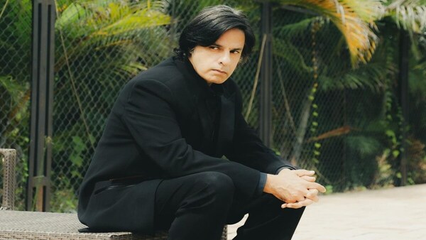 Revealed: Rahul Roy was paid THIS amount for Aashiqui