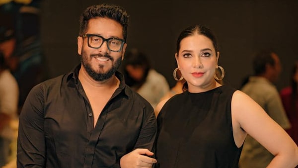 Subhashree Ganguly’s cute video with Raj Chakraborty wins hearts