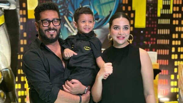 Subhashree Ganguly posts her holiday photos with Raj Chakraborty and her son and fans can’t keep calm
