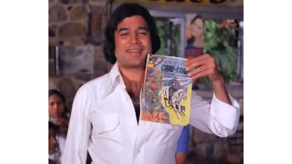 Rajesh Khanna holds a copy of an Indrajaal Comic. Photo courtesy Amborish Roychoudhury.