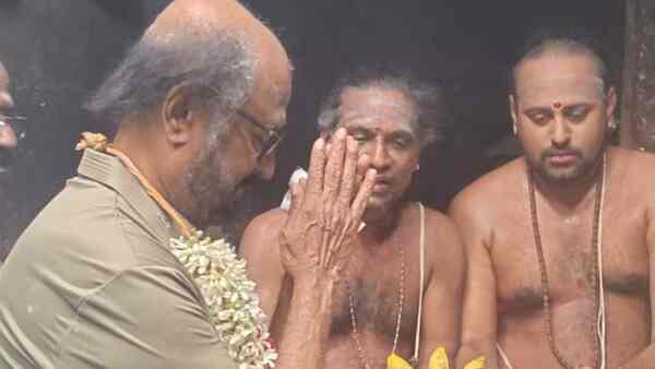 Superstar Rajinikanth takes a break from Lal Salaam shoot, visits Arunachaleswarar temple in Tiruvannamalai