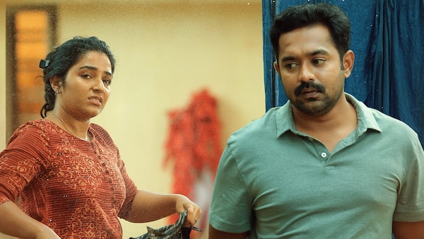 Ellam Sheriyakum movie review: A well-told family entertainer against the backdrop of Kerala politics
