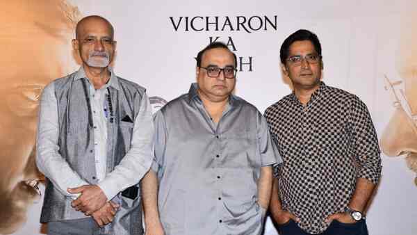 Gandhi Godse Ek Yudh director Rajkumar Santoshi gets police protection