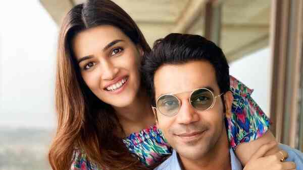 Rajkummar Rao and Kriti Sanon starrer Hum Do Humare Do to get OTT release?