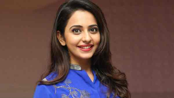 Runway 34: Rakul Preet Singh talks about challenges she faced during her scenes with Amitabh Bachchan