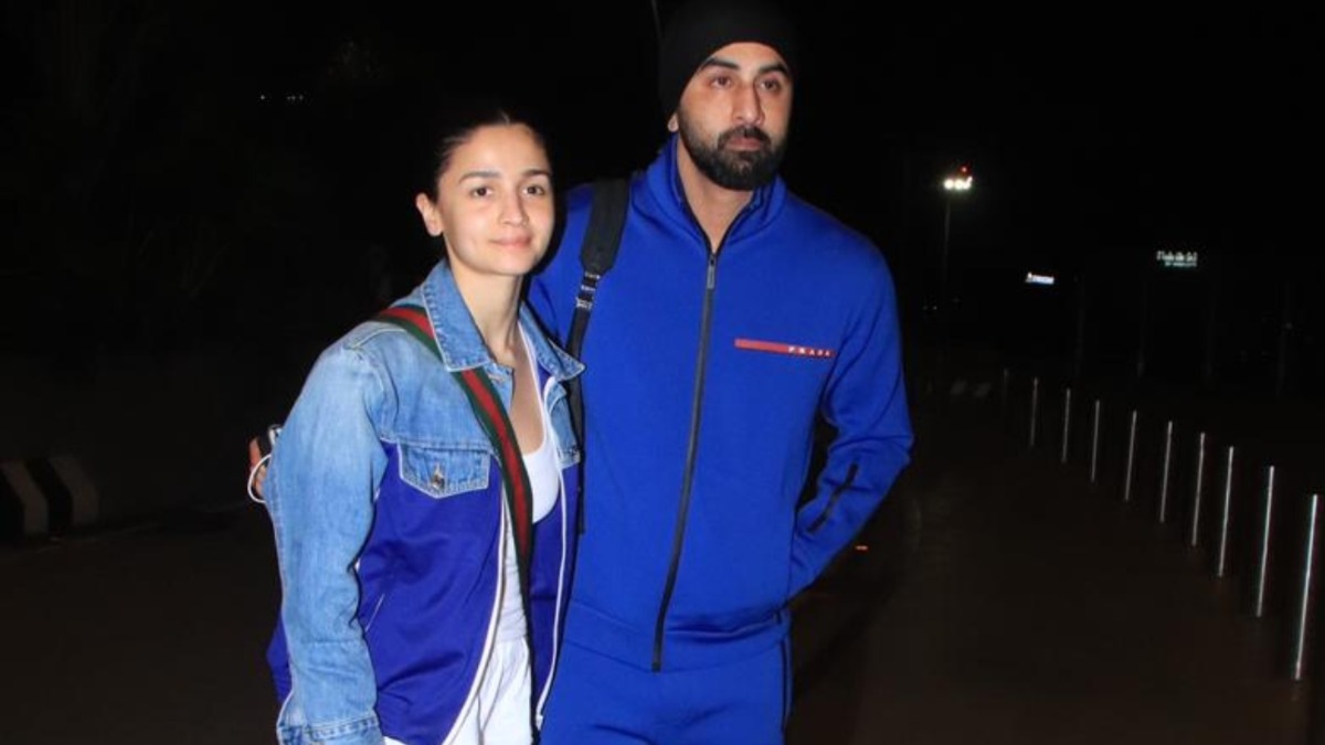 Ranbir Kapoor-Alia Bhatt look upset in the midst of lipstick controversy, netizens question why