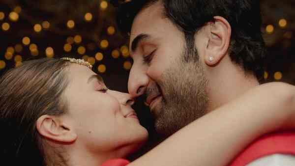 Read on to find out which is Ranbir Kapoor and Alia Bhatt's favourite performance of each other