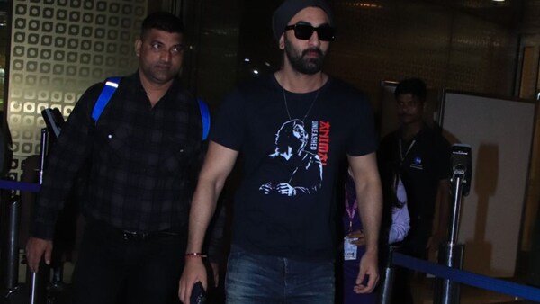 Ranbir Kapoor dons Animal t-shirt, ignores media and poses with the elderly – watch