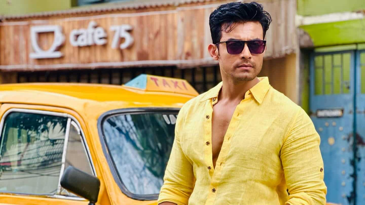 https://www.mobilemasala.com/film-gossip/Ranojoy-Bishnu-intends-to-take-legal-steps-for-tarnishing-his-image-on-social-media-i284946