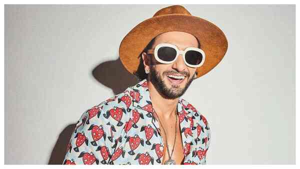 Ranveer Singh protects a child during Cirkus promotion, wins hearts as video goes viral