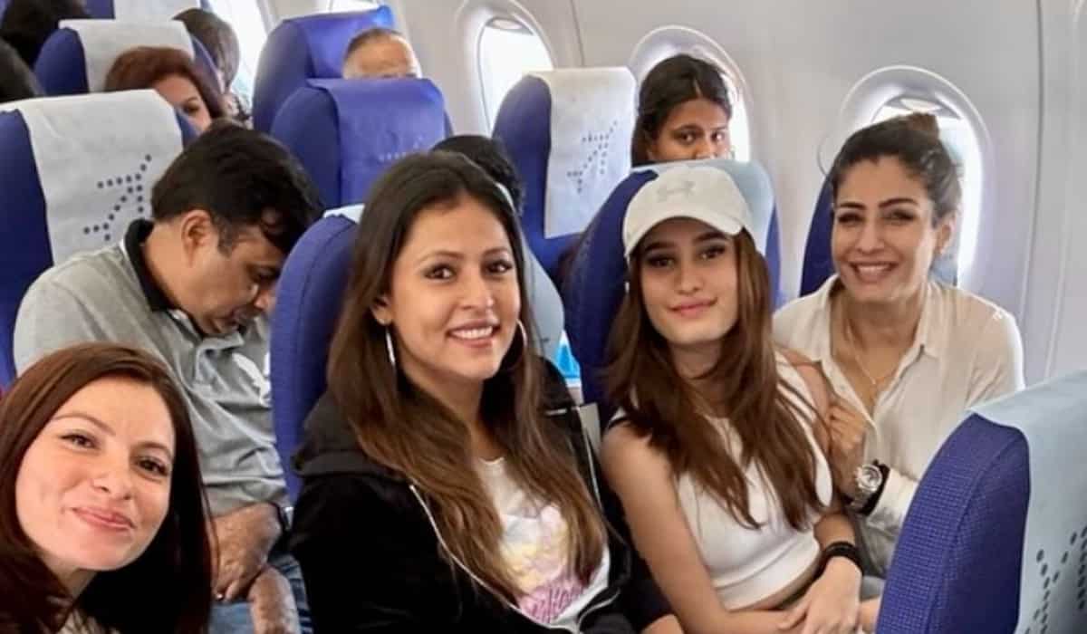 https://www.mobilemasala.com/film-gossip/Raveena-Tandon-goes-on-an-exciting-safari-adventure-with-her-girl-gang-after-the-release-of-Patna-Shuklla-Check-out-pictures-i228963