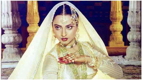 Best Rekha movies on ShemarooMe