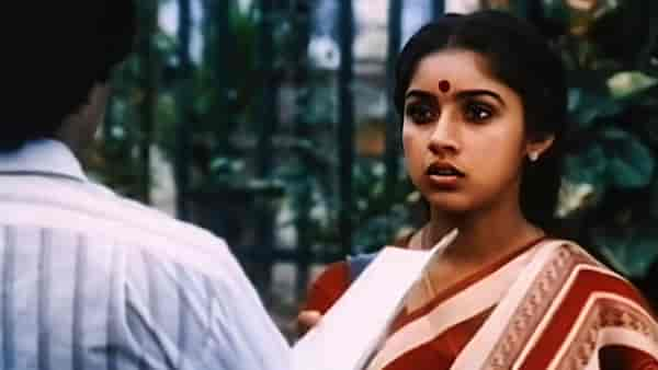 Revathy in Mouna Ragam