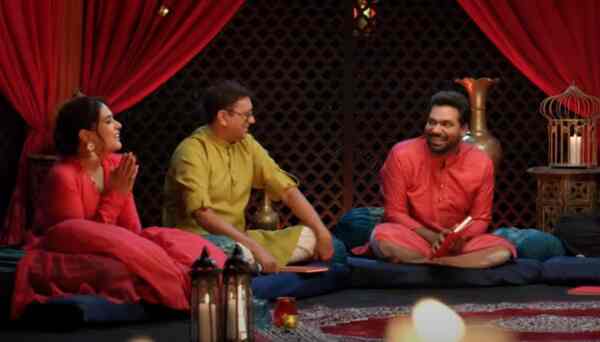 Farzi Mushaira Season 3 Trailer: Richa Chadha and Himanshi Khurana become poets for Zakir Khan's show