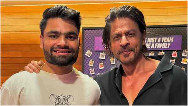 Rinku Singh says ‘lutt putt gaya’ as he poses with KKR owner Shah Rukh Khan