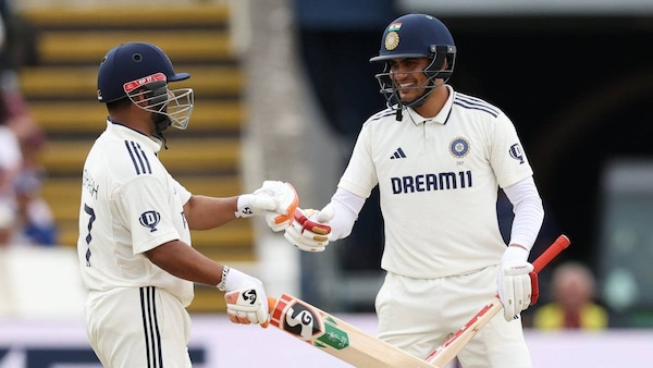 Rishabh Pant and Shubham Gill set up their winning partnership. Photo via BCCI