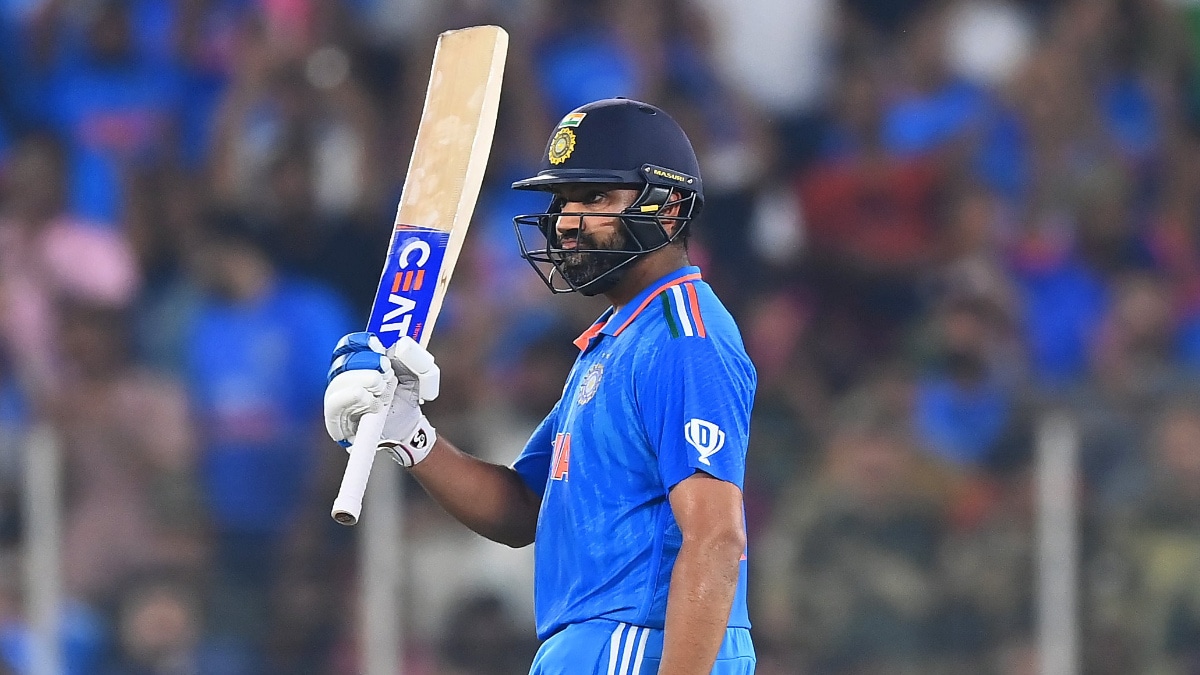 IND vs PAK: Rohit Sharma departs for 86, fans express, 'you deserve a 100'