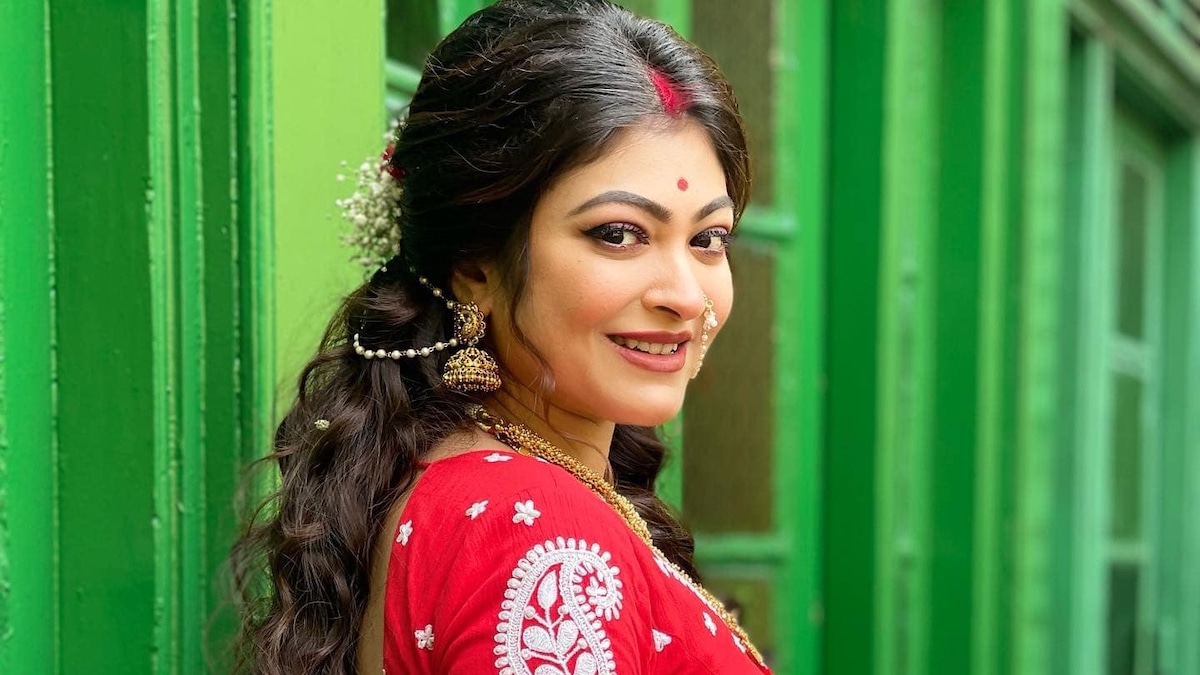 Rupsagare Moner Manush: Rooqma Ray’s fans irked by the hero