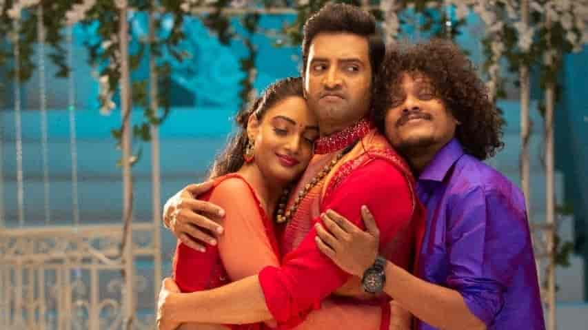 Here's when the trailer of Santhanam's comic caper Sabhaapathy will be out