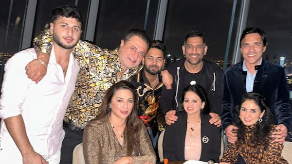 Rishabh Pant spends an 'EPIC' night with MS Dhoni and wife Sakshi in Dubai; their picture goes viral