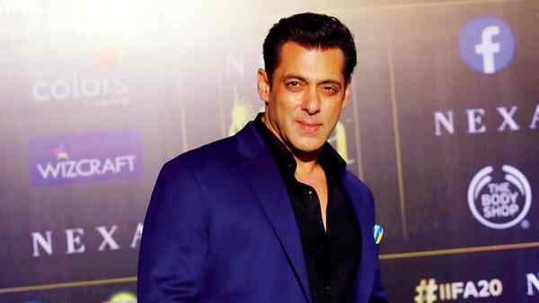 Salman Khan sets his eyes on a comic caper to be directed by Anees Bazmee