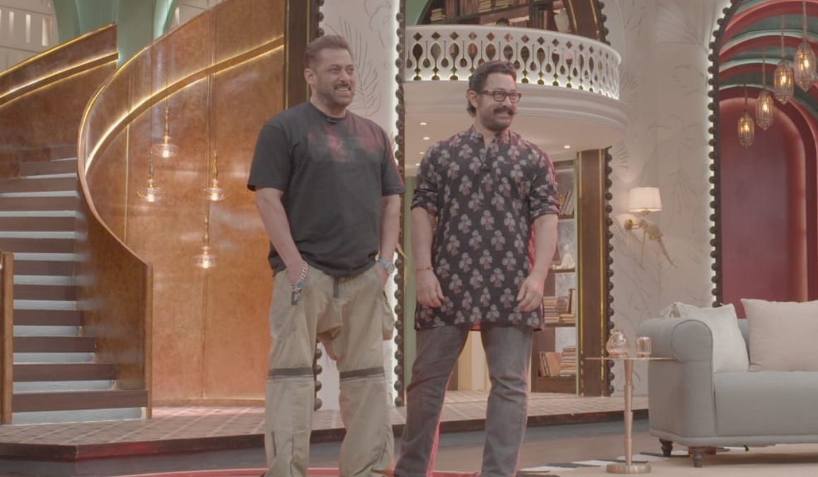 Two Much with Kajol and Twinkle: Salman Khan wishes of having a child someday while Aamir Khan digs on divorce in first episode