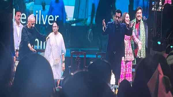 KIFF inauguration: Salman Khan, Anil Kapoor, Sonakshi Sinha, and others dance to the theme song