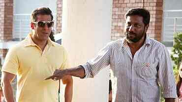 Salman Khan and Siddique during the shoot of Bodyguard